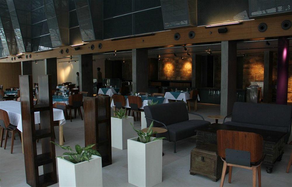 Mana Ranakpur Hotel Buitenkant foto